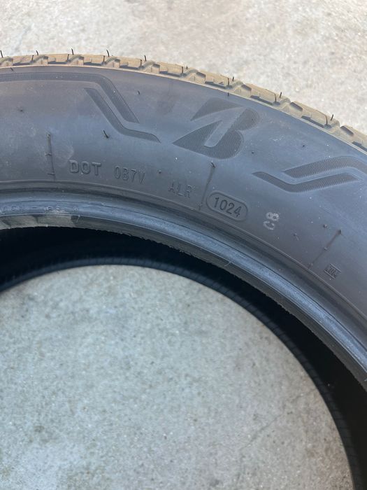 Bridgestone Alenza sport 275/45/20 M+S Runflat