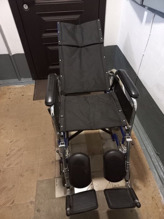 Кресло-коляска инвалидная 25000.