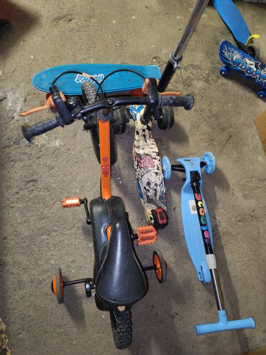 skateboard, trotineta si bicicleta