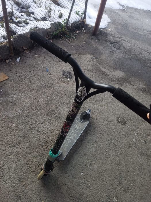 Самокат трюковой