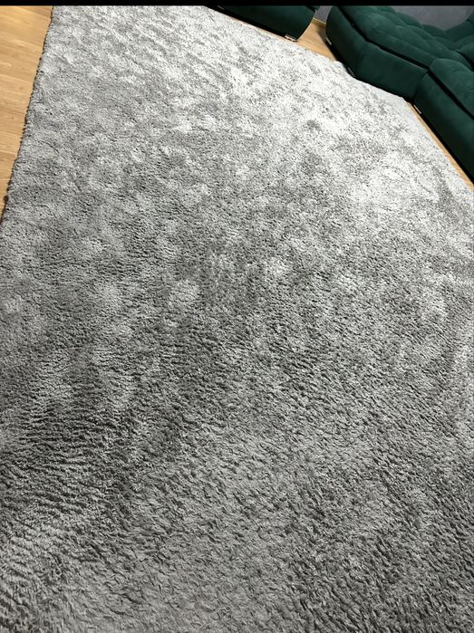 Продам ковёр травка