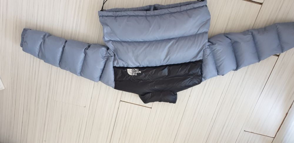 The North Face Nuptse Short 700 Down / L ОРИГИНАЛ! Дамско Зимно Яке!