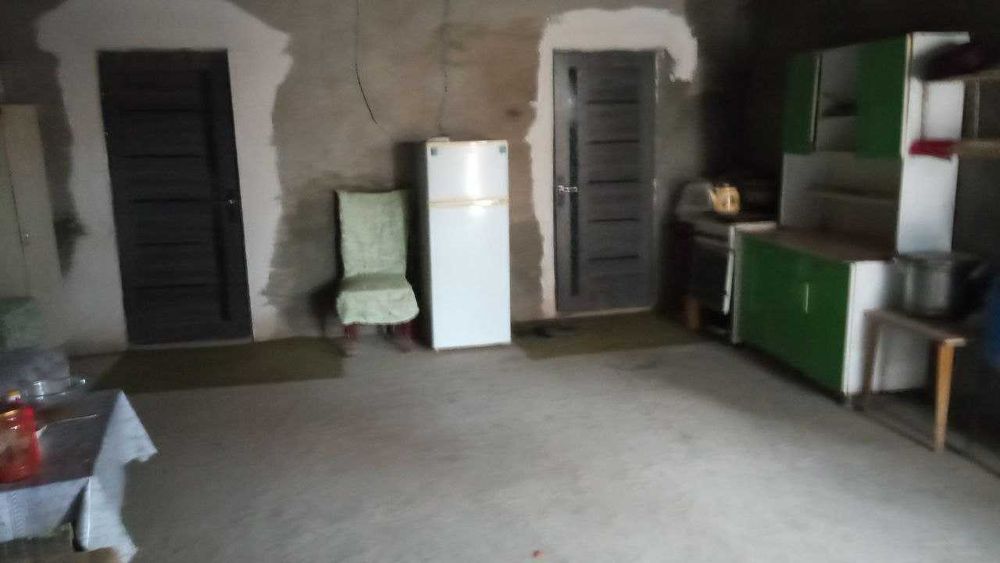 Уй сотилади  2,5 соток, 3-хона