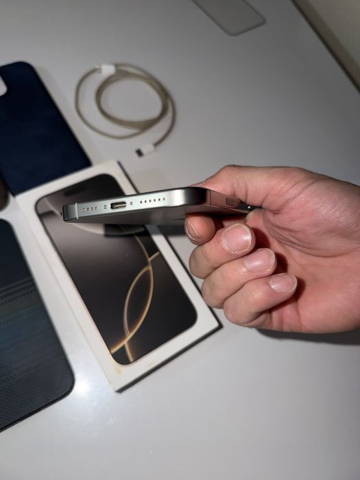Iphone 16 pro max 256 silver