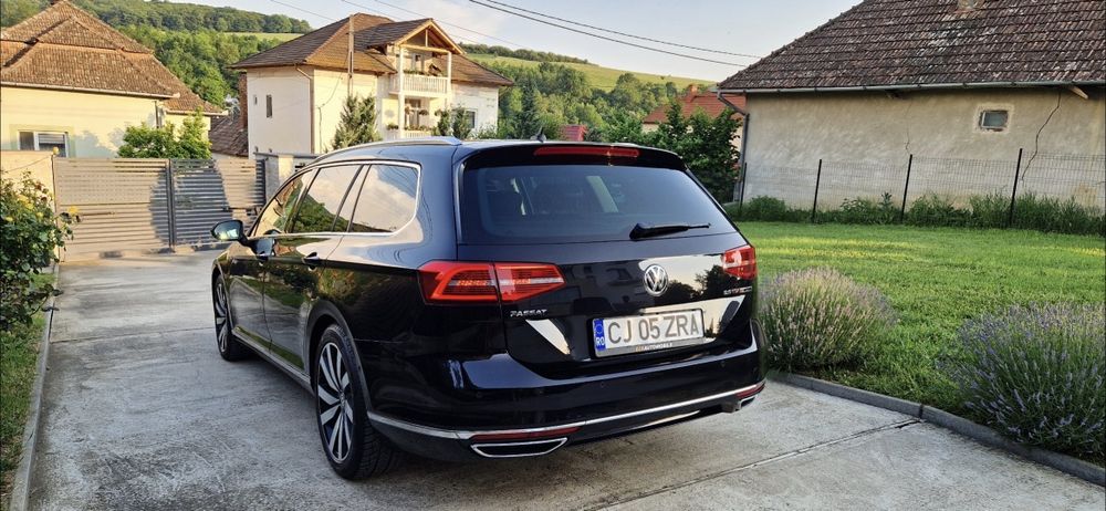 VW Passat B8 4Motion Hightline 240CP