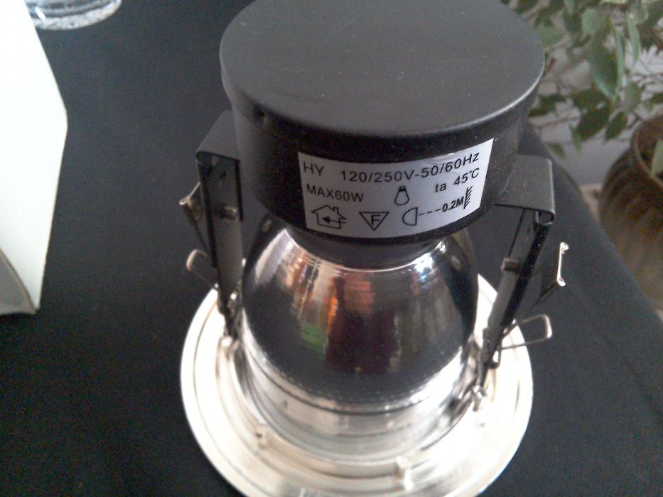 Spot nou, aluminiu, fasung ceramic, dm 20cm, max. 60W, interior/exter.
