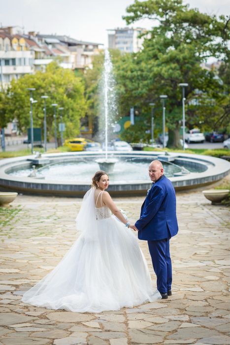 Сватбена рокля запазена