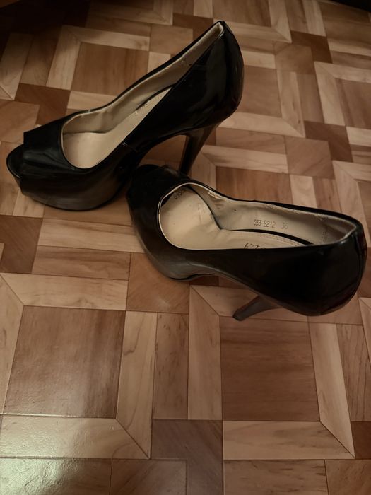 Продам туфли размер 36