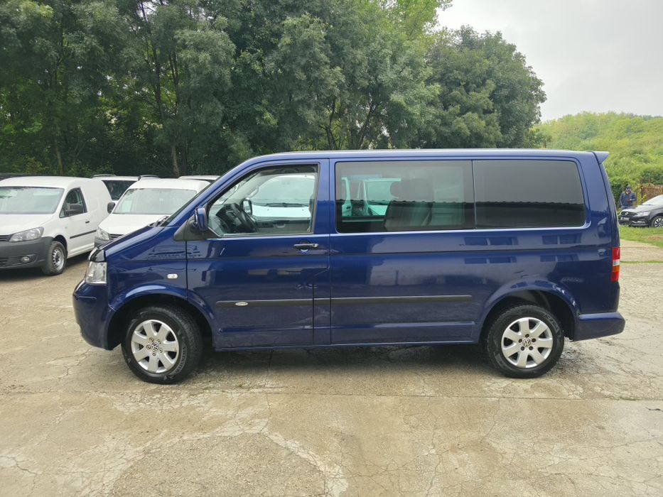 Volkswagen Transporter T5 5locuri 2006 2.5TDI  131CP Livrare
