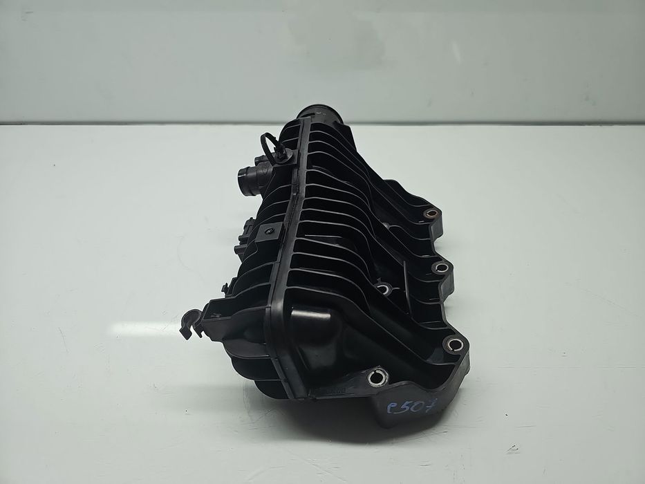 Galerie admisie Ford Focus 3 Hatchback [Fabr 2011-2015] 1047092S01 1.0