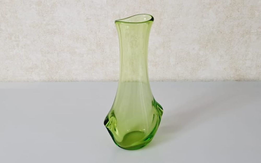 Вазы цветное стекло