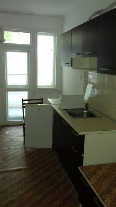 Дава се под наем Едностаен апартамент в Бургас, Възраждане - 45 кв.м за 58.65 € - Снимка #1