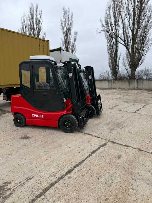 Stivuitor nou electric, cabina inchisa, AC, 2500kg, garantie, liza