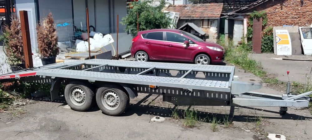 Бус под наем- товарен, пътнически