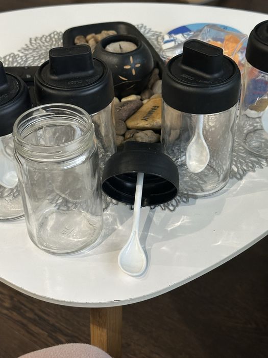 Комплект от 5 бурканчета с лъжички за подправки