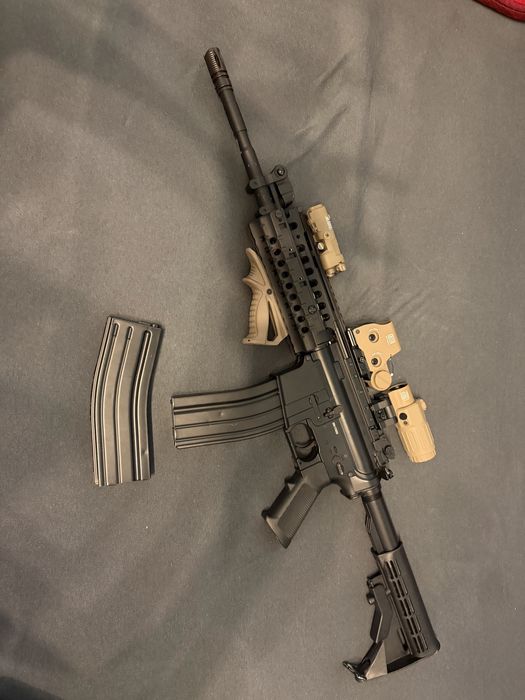 Replica M4 Metal + Atasamente EOTECH