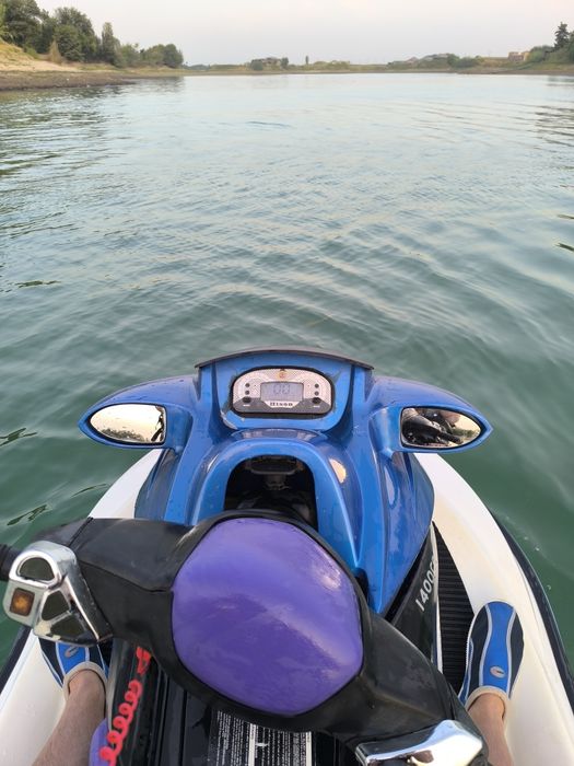 Продается 3х местный гидроцикл. Hison. Sea.Jet
