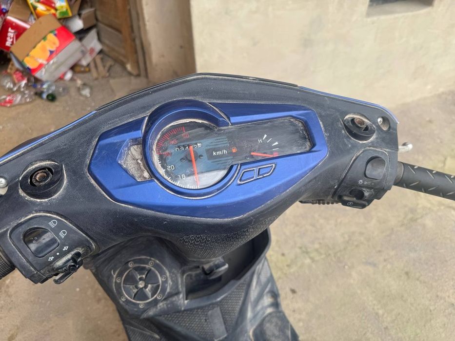 Skuter sotiladi srochni