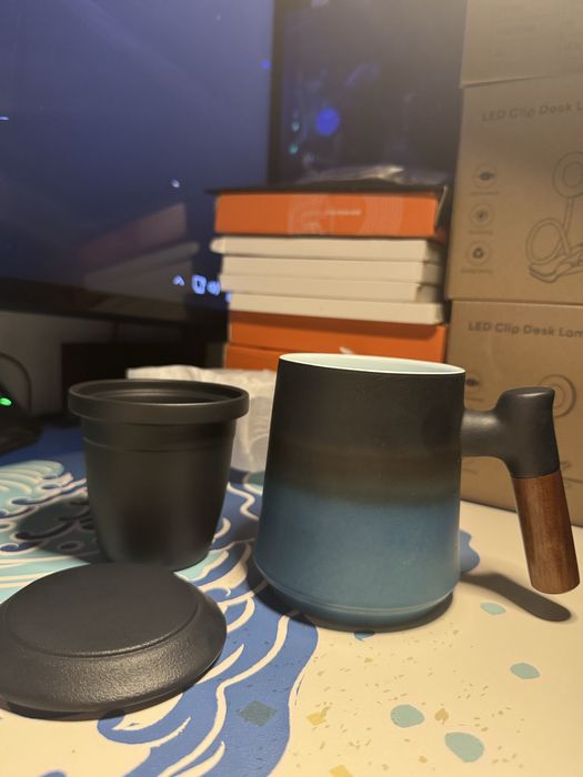 Cana ceramica cu sita pentru cafea