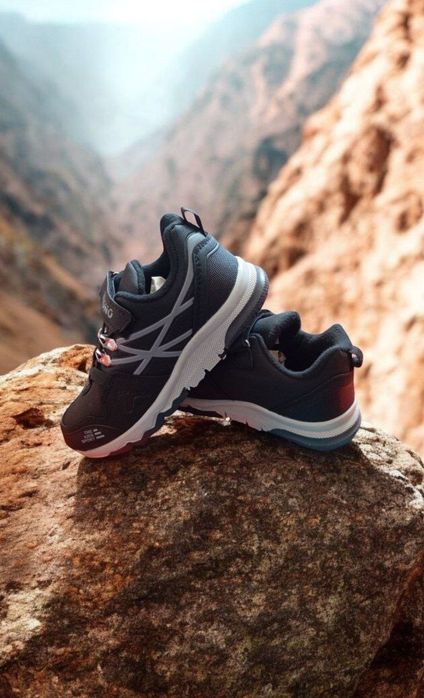 Продается ботинки