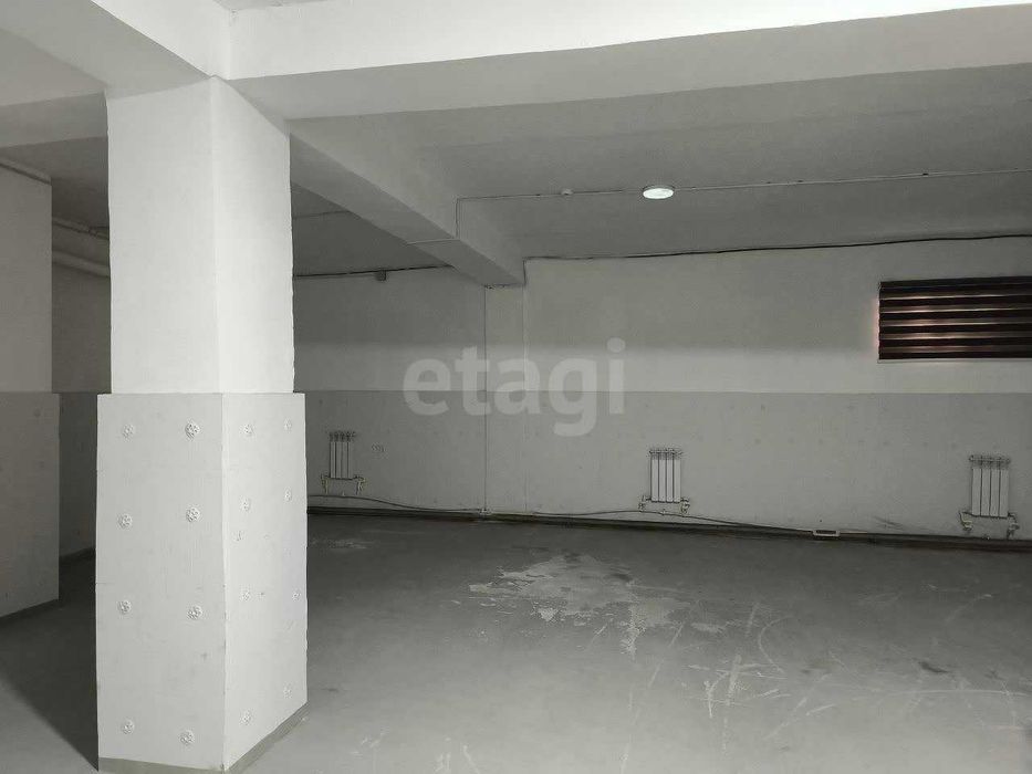 Срочно продаётся офис + склад! Сергели 6, удобное место расположения.