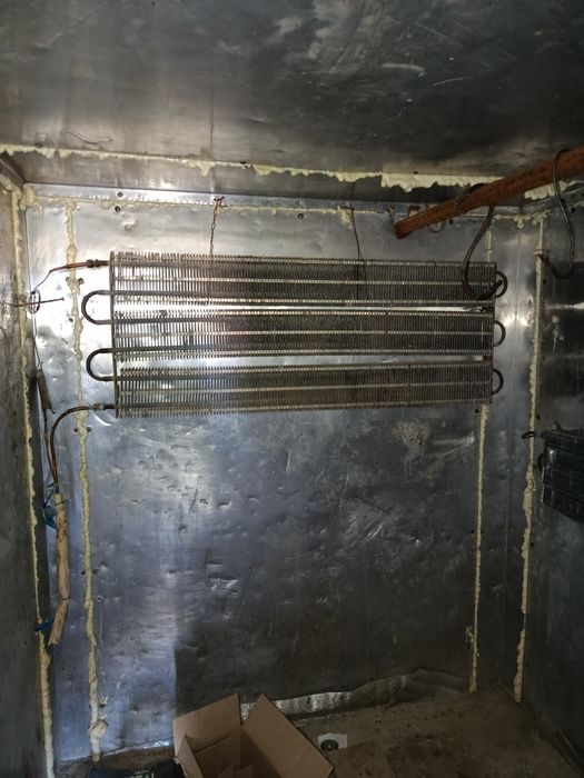 Vetrena xaladelnik goʻsht uchun 2x2 ulchamda ishlab turipti