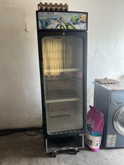 Продам холодильник