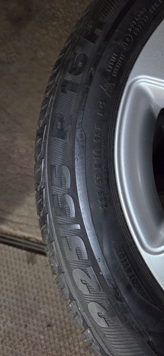 BORBET Джанти със зимни гуми 225/55/16 7,5J ET42 5x112 ЦО 70-56,6