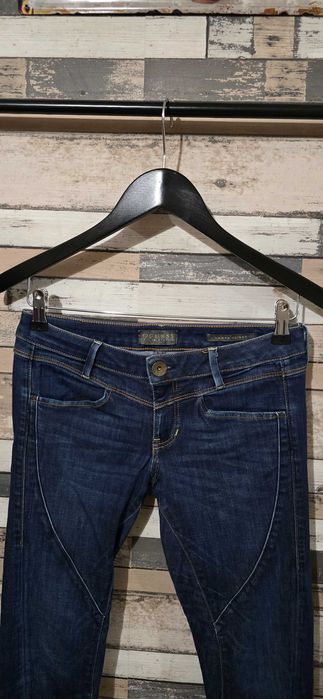 Guess S-дамски дънки (А-61)