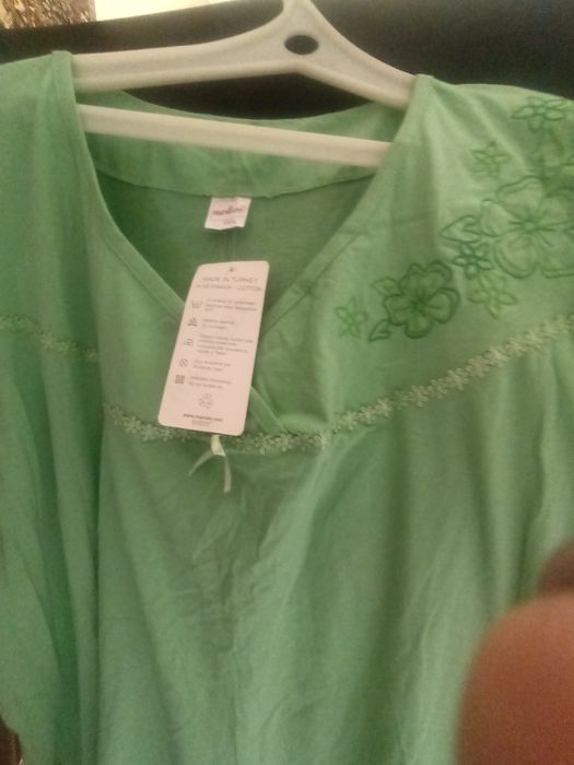 Продам ночные сорочки. 2 шт.