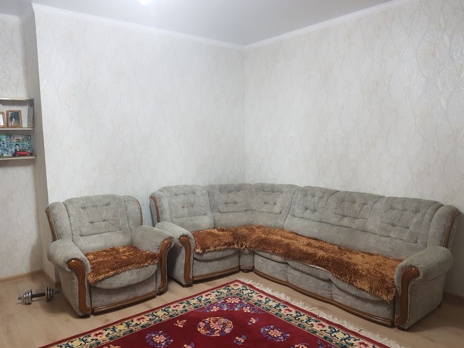 Угловой диван с креслом