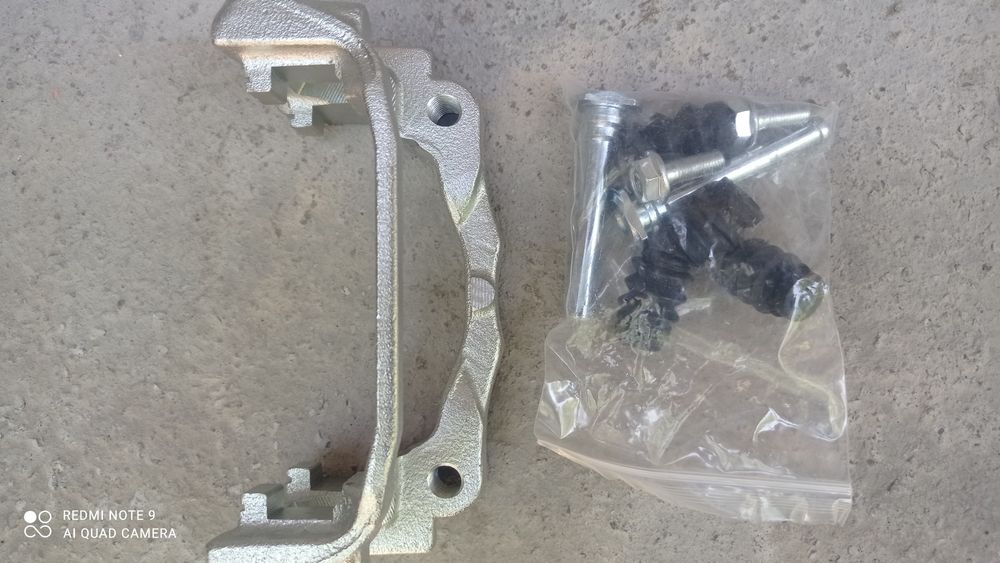 Соляска суппорта Форд транзит