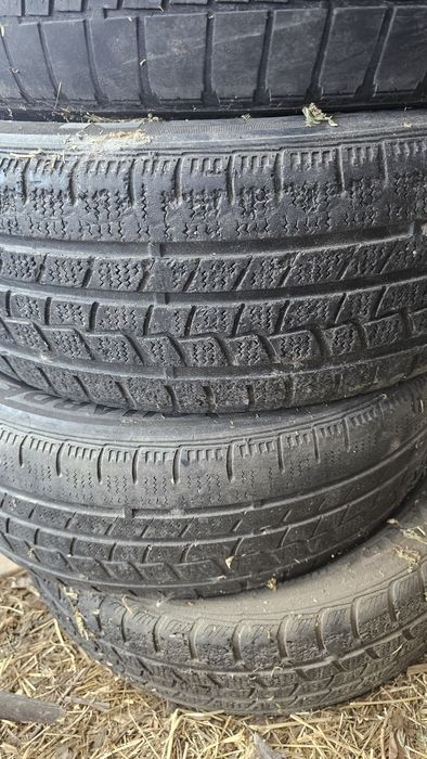 Резина бу 250/65/16