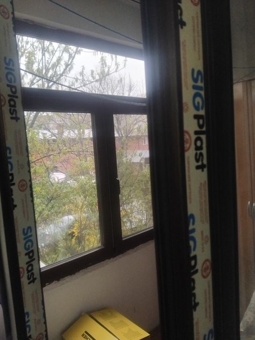 Închiriez Garsoniera