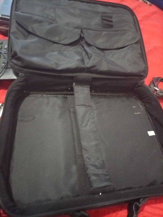 Geanta laptop toshiba