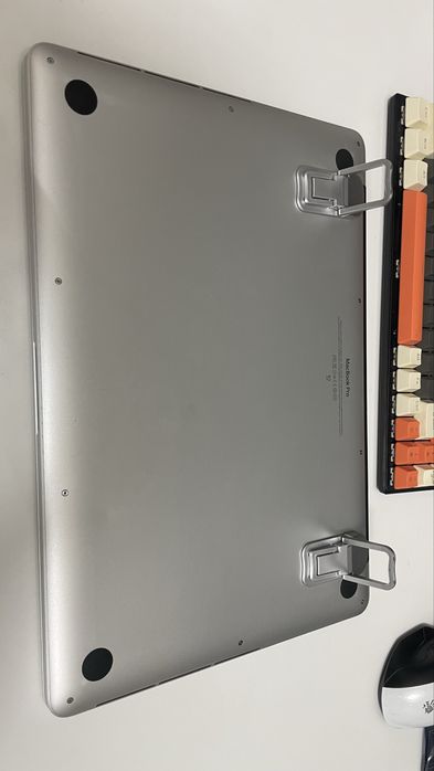 Macbook pro 15 16/512Gb. с дискретной видеокартой
