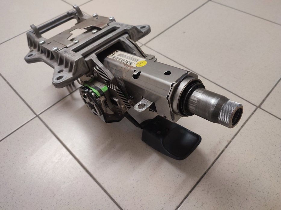 Кормилен прът за VW Golf 5