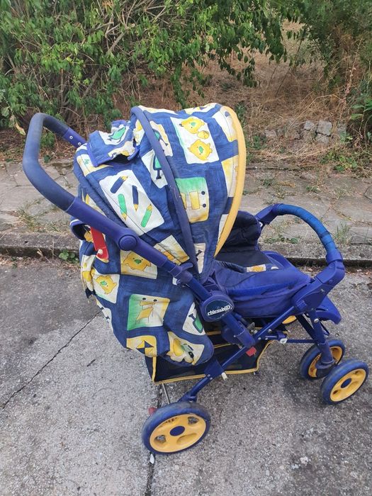 Подарявам детска количка