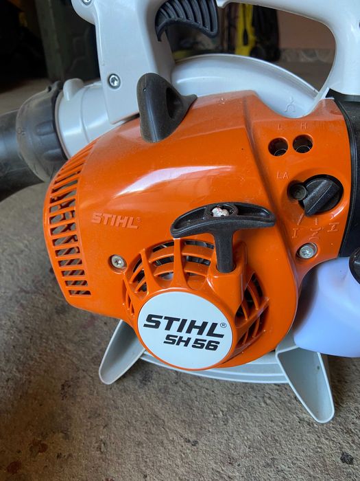 Aspirator cu tocator STIHL SH 56, 1 cp, 710 m3/h