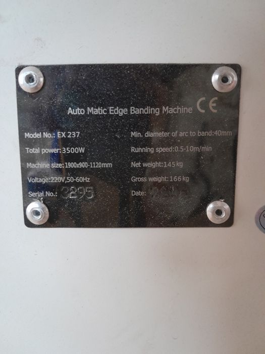 Продам Автоматический Кромкооблицовочный станок