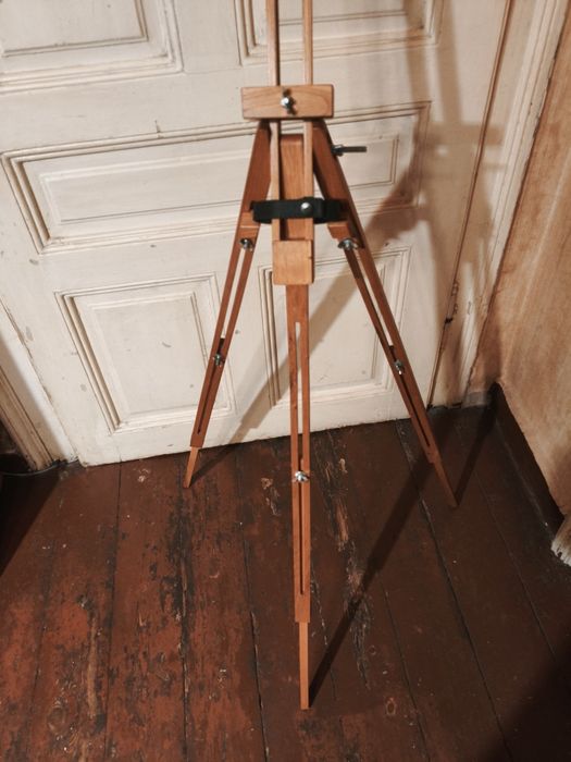 Статив за платно  за рисуване