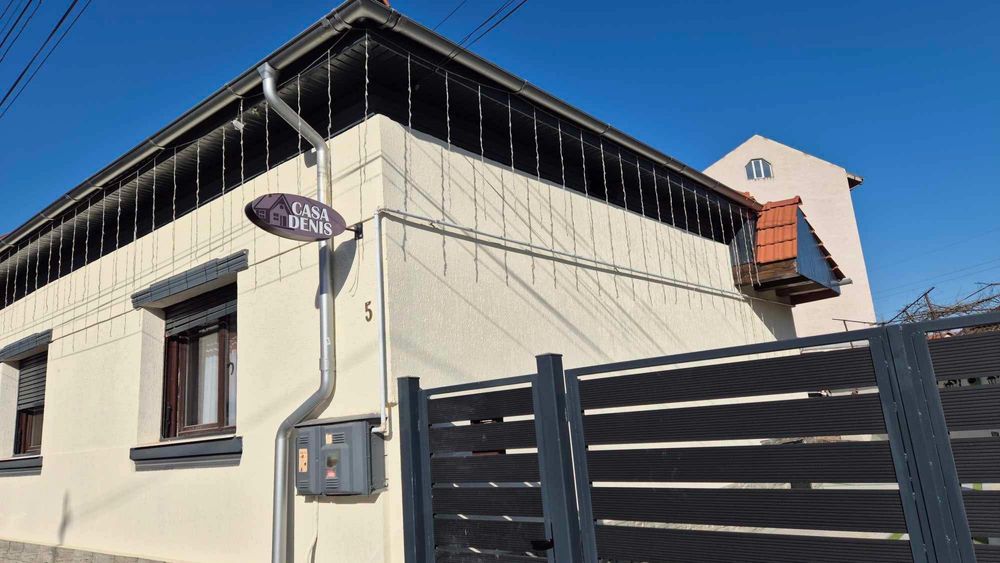 Casa Denis Huneodara De Vanzare