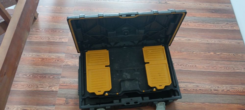 Genti dewalt stare buna