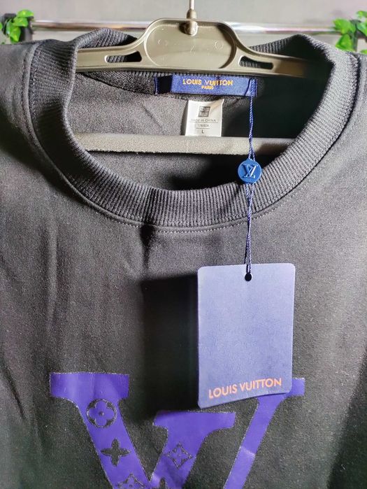 Bluza neagra marimea S