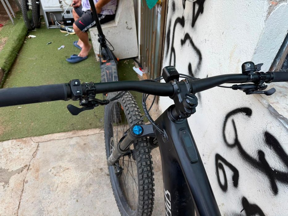 Bicicleta electrica full suspension carbon SPECIALIZED LEVO