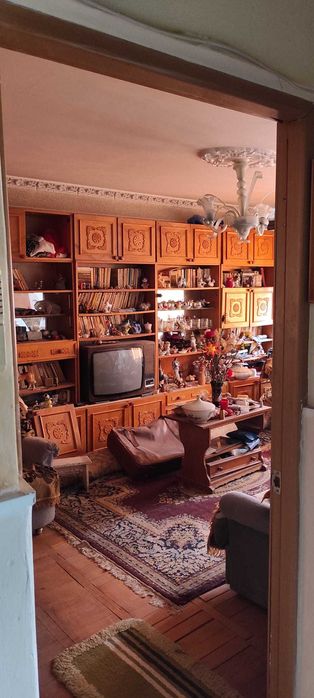 Targoviste Micro 6 Strada Tudor Vladimirescu 3 camere 68000 euro