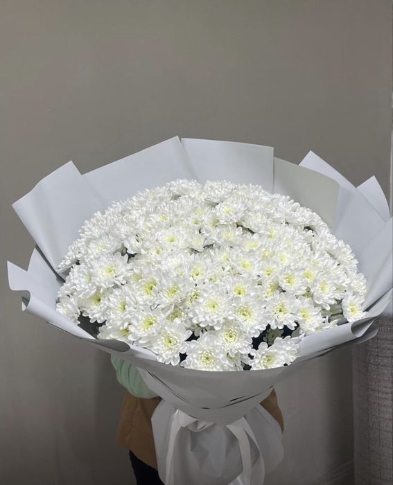 Цветы свежие в розницу и оптом