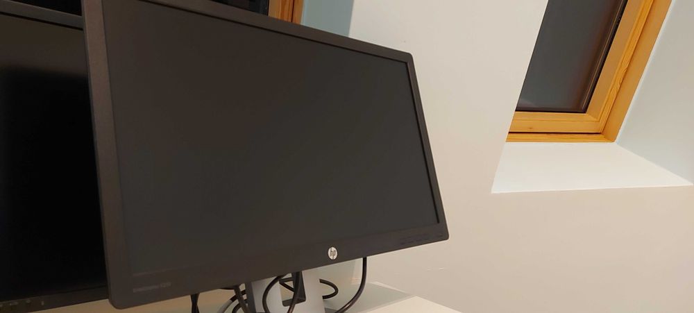 Монитор за компютър HP (Hewlet-Packard) за продажба