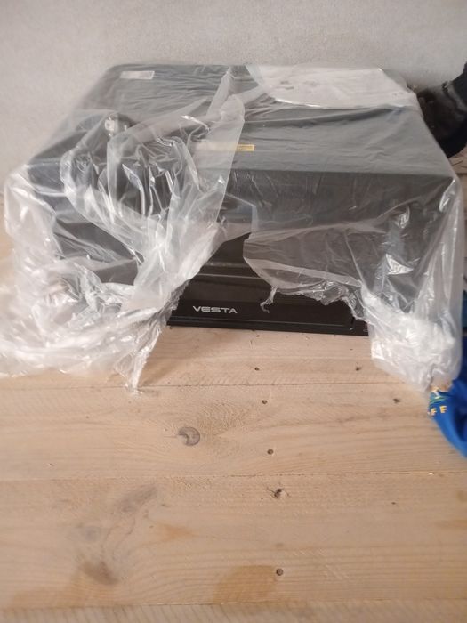 Vesta mini duxofka yangi