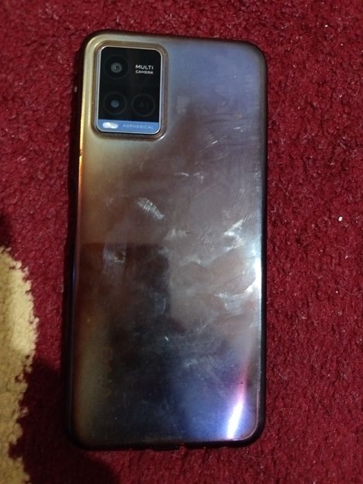 Продам 3 телефона